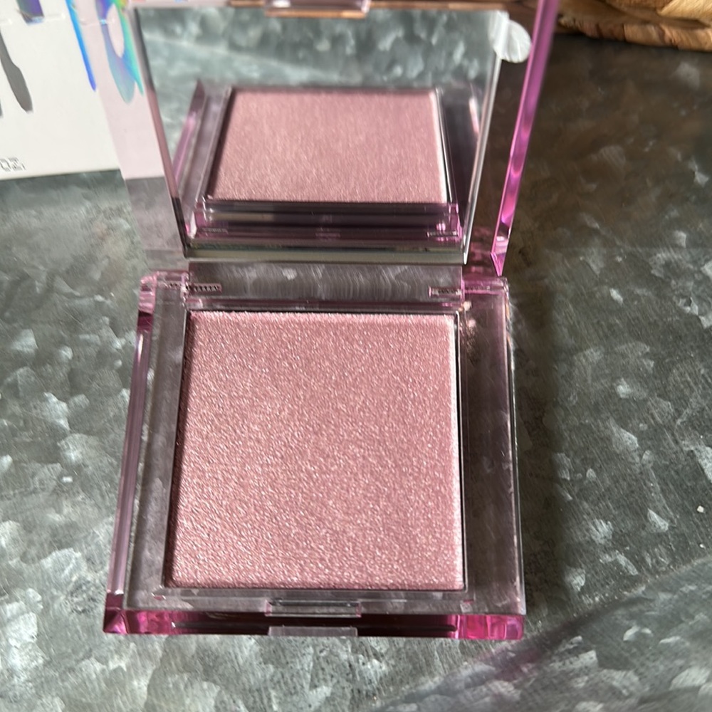 BNIB About Face Powder - Picture 4 of 6